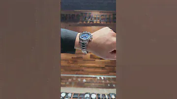 Rolex Daytona Blue Dial White Gold Chronograph Mens Watch 116509 Wrist Roll | SwissWatchExpo